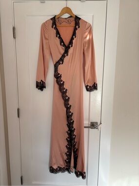 Agent Provocateur Blush Pink Robe with Black Lace Silk